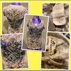 Fleur De Lis Bling V-Neck Shirt